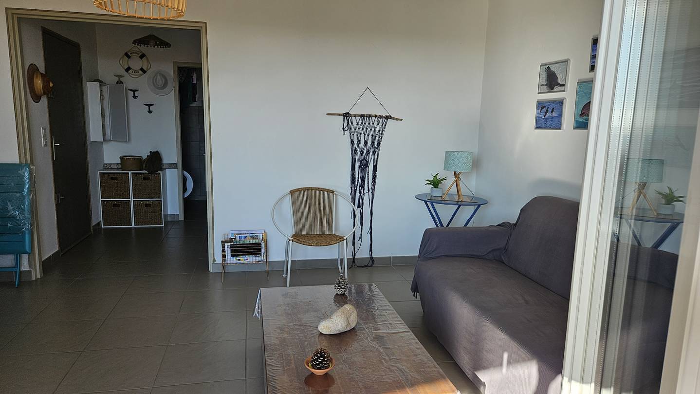 Apartamento entero, Dolce Vita - Vista Al Mar - Aire Acondicionado - Playa Y Tiendas A Pie in Sari-Solenzara, Distrito de Sartène