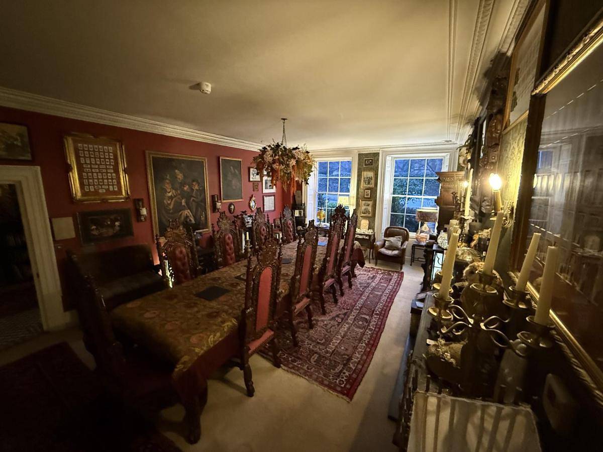 Deluxe Double Room with Bath in Glastonbury, Somerset