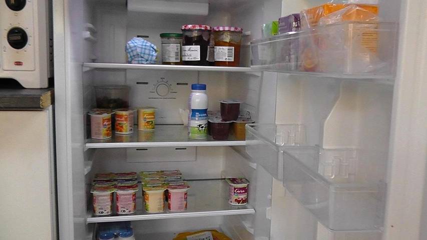 Chambre d’hôte pour 2 personnes, avec vue ainsi que jardin et piscine dans l' Ain - 2