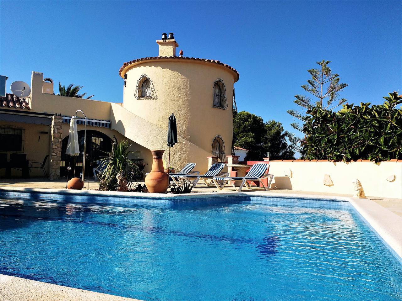 Villa en Ametlla de Mar con piscina privada, wifi y vistas al mar para 6 personas in Les Tres Cales, Tierras del Ebro