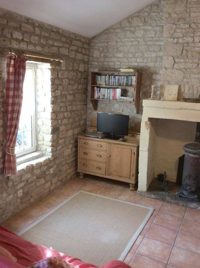 Location de vacances pour 4 personnes, avec jardin et piscine, animaux acceptés à Landrais - 4