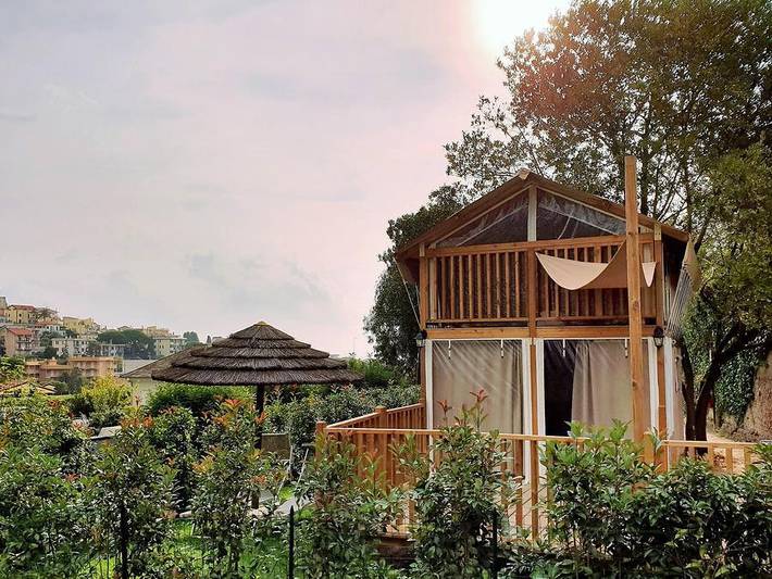 Camping für 4 Personen, mit Kinderpool in Ligurien - 2