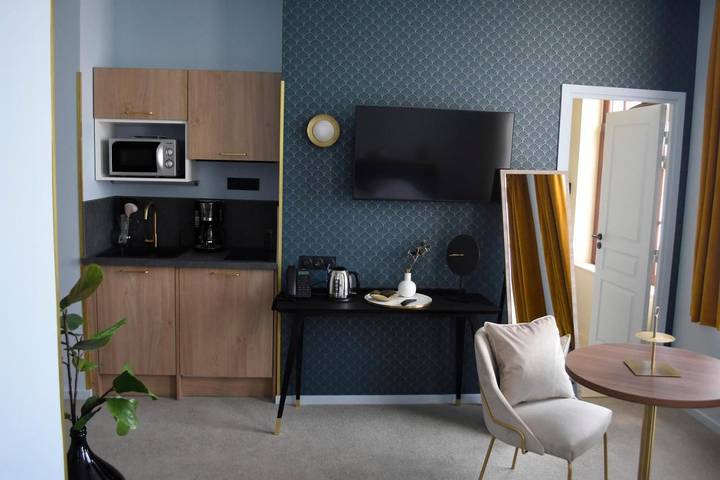 Location de vacances pour 6 personnes, avec piscine et sauna ainsi que vue et jardin à Saint-Quentin - 4