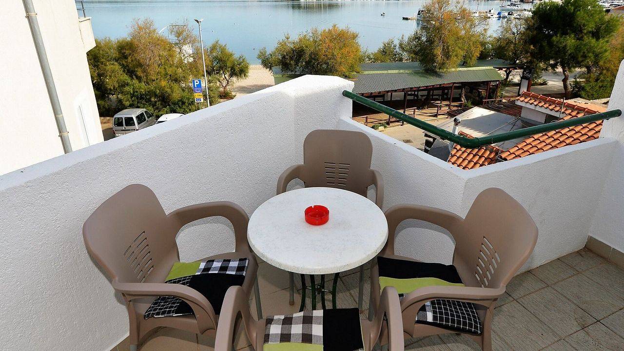 Ganze Ferienwohnung, Ferienwohnung für 3 Personen (33 m²) in Murter in Općina Murter-Kornati, Murter