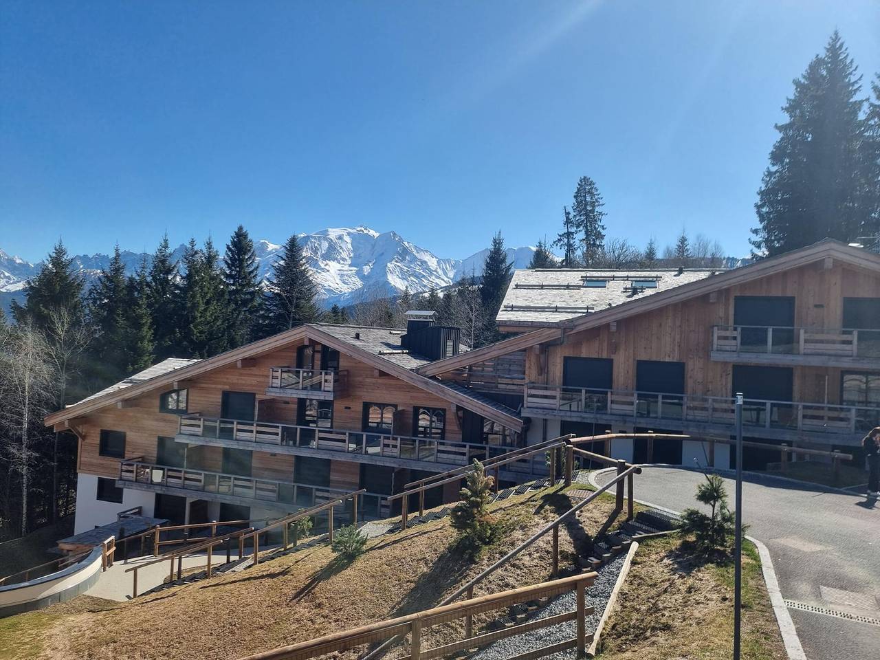 Entire apartment, Charming apartment in Combloux near slopes with parking in Combloux, Pays du Mont-Blanc