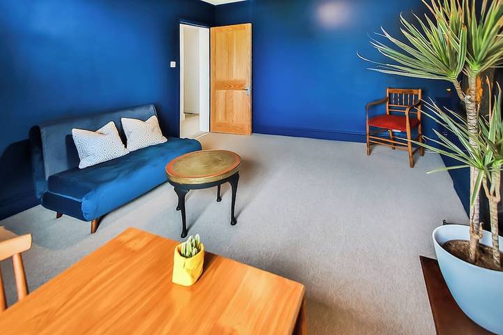 Log cabin for 3 people in Hastings