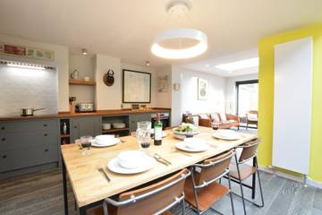 Log Cabin for 6 People in Southwold, Waveney District, Photo 2