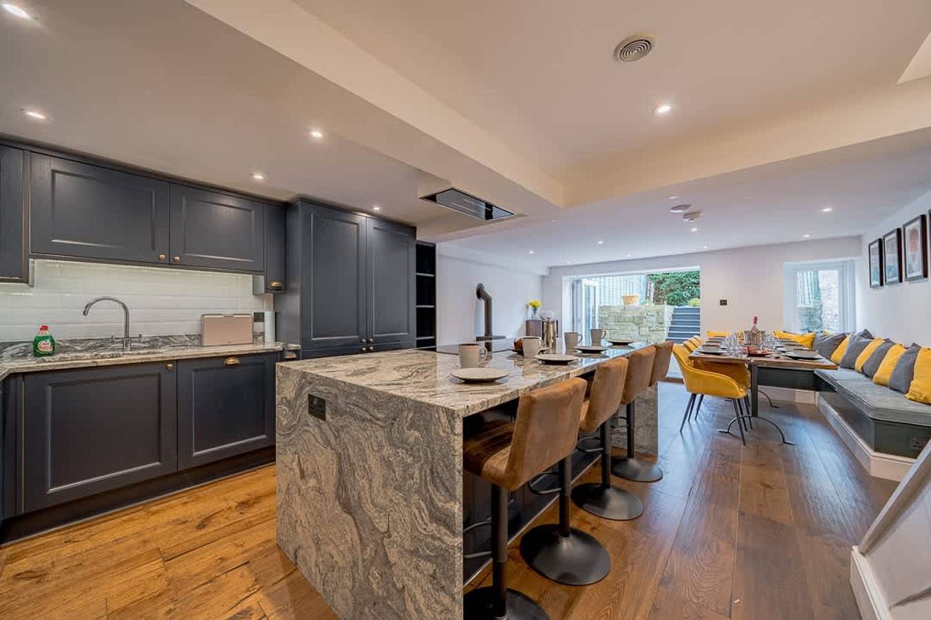 Stunning Bath Home Sleeps 12   Ideal for Hen Stags in Bath, Bath & North East Somerset