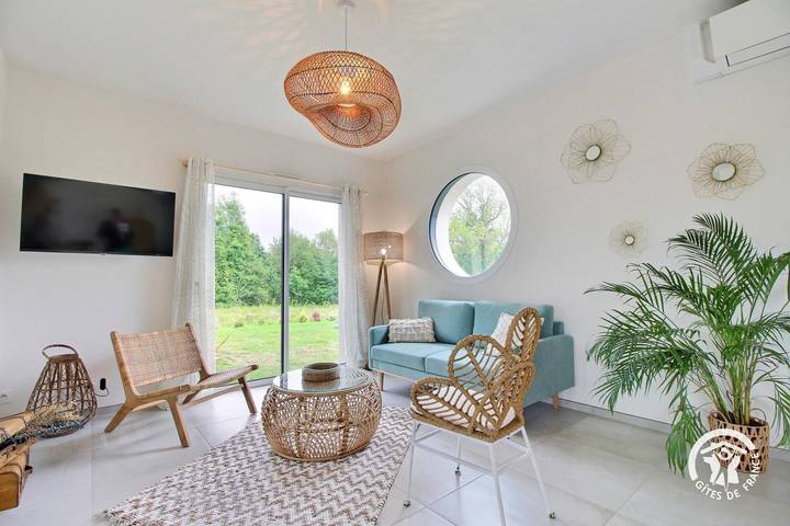 Gîte pour 4 personnes, avec terrasse et jardin à Pénestin - 2