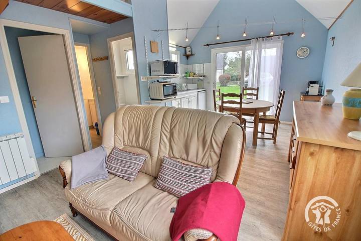 Gîte pour 2 personnes, avec terrasse et jardin, animaux acceptés