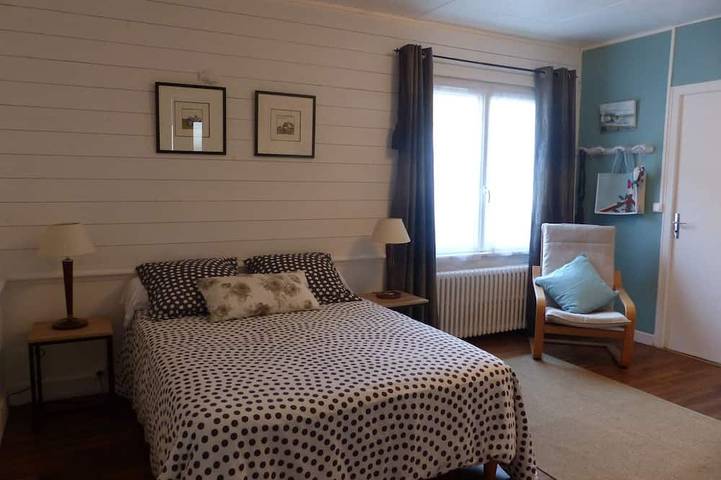 Location de vacances pour 3 personnes, avec jardin et terrasse dans Port de Kérity - 2