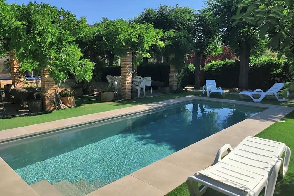 Casa vacanza a Mediona a partire da 196€ a notte
