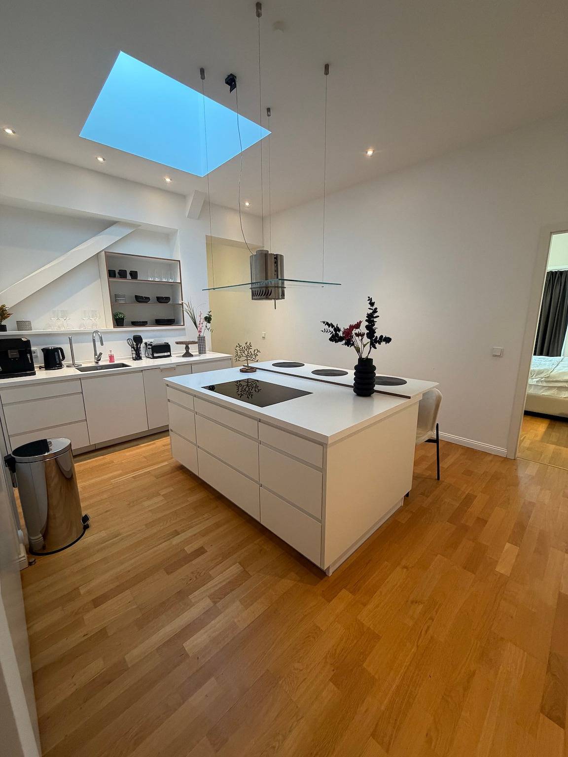 Modernes Luxus-Ferienhaus Ku’damm für 14 Personen mit Wlan in Berlin Innenstadt, Berlin