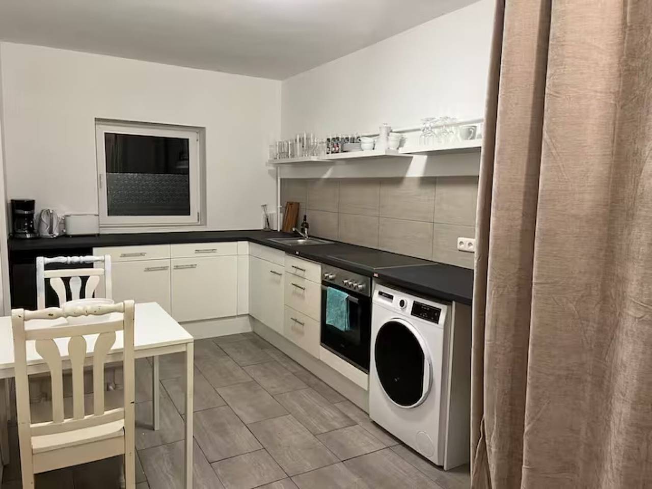 Ganzes Studio, Kleine Neue Wohnung in Jübek mit Wlan in Jübek, Grünes Binnenland