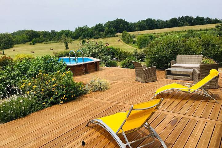 Location de vacances pour 4 personnes, avec Terrasse et Jardin à Mayac