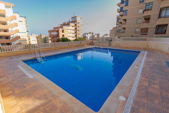 Gîte pour 6 personnes, avec balcon et piscine à Elche - 4