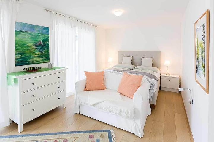 Ferienwohnung für 4 Personen, mit Garten und Whirlpool in Gmunden - 2