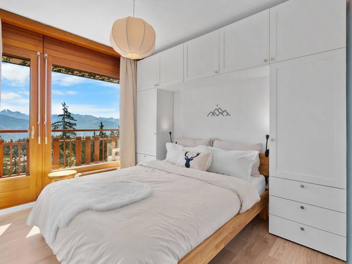 Gîte pour 4 personnes, avec vue et balcon à Randogne - 3