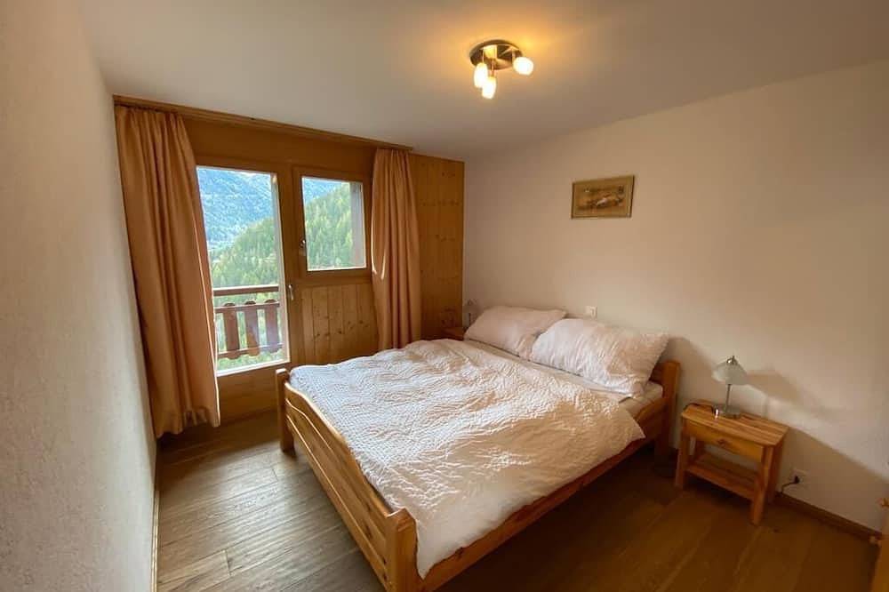 Ganze Wohnung, Sehr komfortable 3 Zimmerwohnung für 4 - 6 Personen : Wohnraum mit Doppelsofabett - Küche mit Geschi in Grimentz, Anniviers