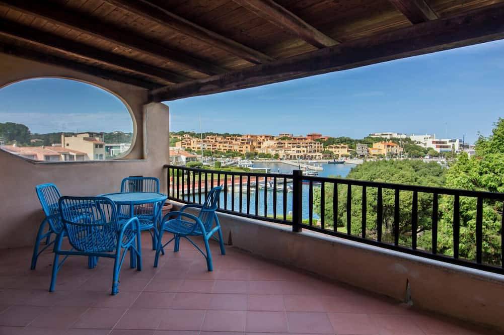 Appartamento intero, Guesthost - Porto Cervo Spacious Flat by the Port in Arzachena, Costa Smeralda