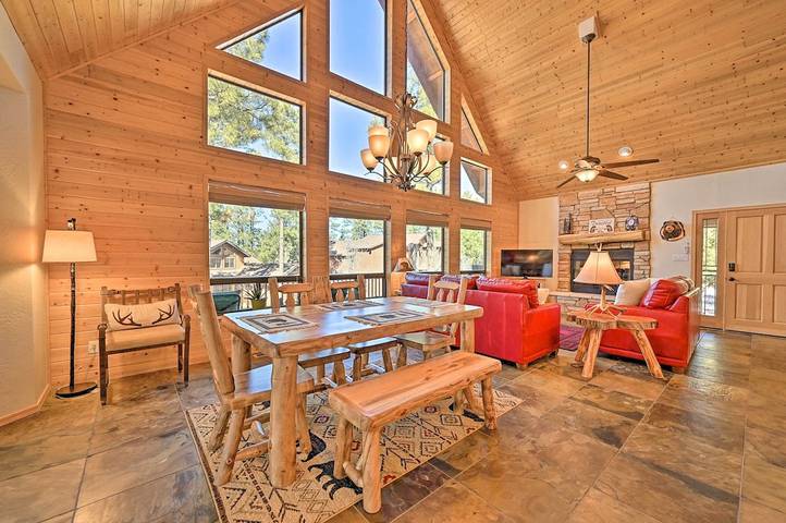 Log cabin for 8 people, with terrace in Show Low