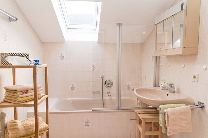 Ganze Ferienwohnung, Fewo Artenreitwinkl - Ferienwohnung Kehlstein für 1 bis 2 Personen, 50 qm in Schönau am Königssee, Berchtesgadener Alpen