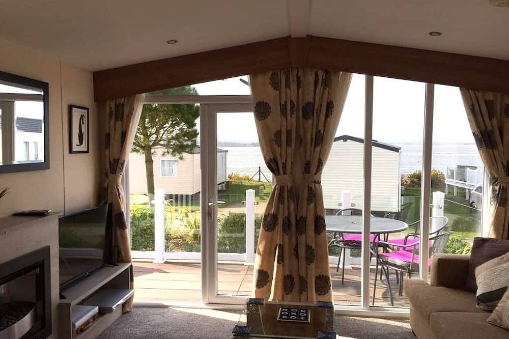 Orchid - dog friendly with sea view on Rockley Park, Poole in Poole, Poole Harbour