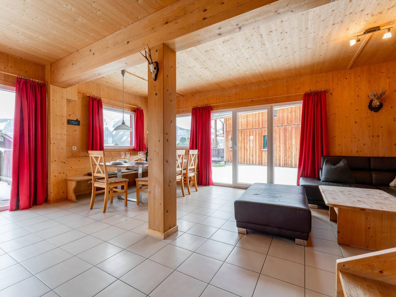 Fraai chalet met sauna en bergpanorama in Rottenmanner und Wölzer Tauern, Hohentauern