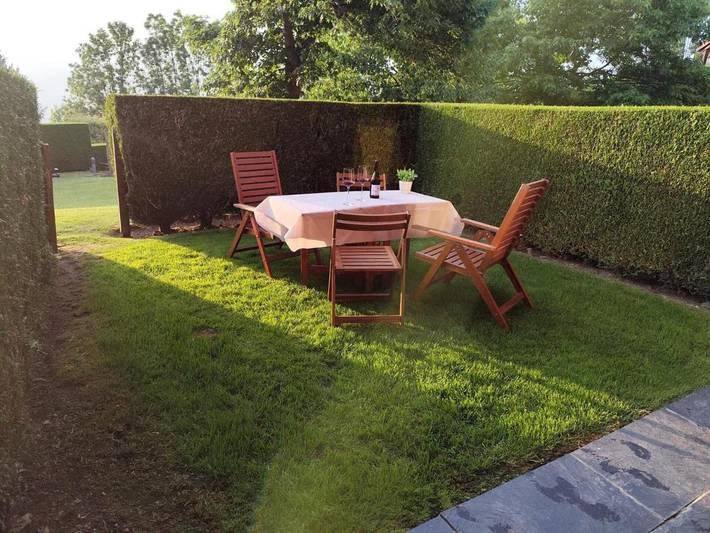 Gîte pour 4 personnes, avec jardin à Sainte-Léocadie