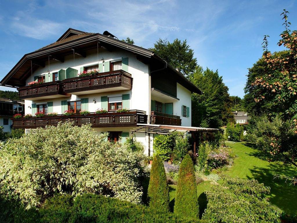 Ganze Wohnung, Haus Elisabeth Komfortable Ferienresidenz in Krumpendorf am Wörthersee, Klagenfurt-Land