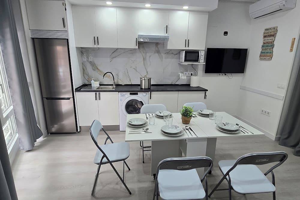 Entire apartment, Apartamento a estrenar a 20 minutos de Madrid centro in Leganés, Madrid Province