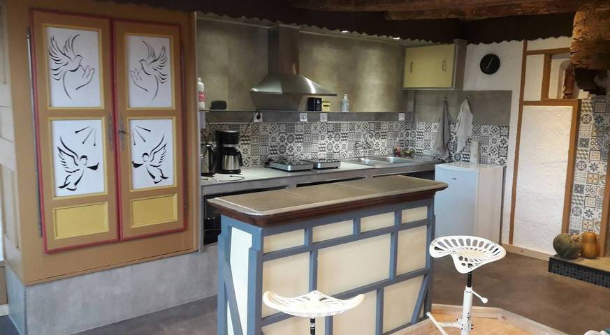 Gîte pour 4 personnes à Montfort-sur-Meu - 3