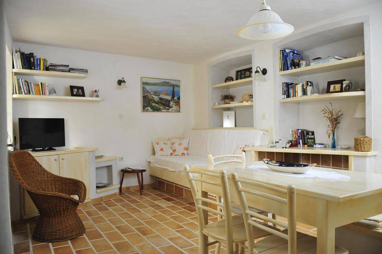 Villa Ana in Gradsko Kupaliste (Rab town), Rab Stadt
