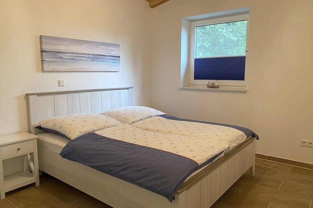 Ganze Wohnung, Ferienwohnung \"Ankerplatz\" mit großem Garten im Herzen von Pilsum in Pilsum, Krummhörn