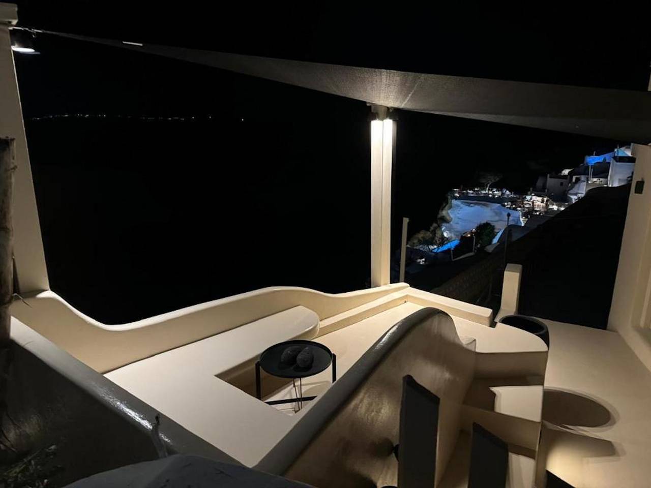 Villa für 2 Personen mit Balkon in Ormos Ammoudiou, Oia