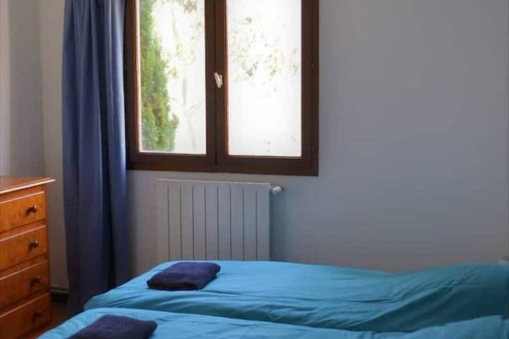 Location de vacances pour 10 personnes, avec jardin et balcon, animaux acceptés à Bréau-et-Salagosse - 2