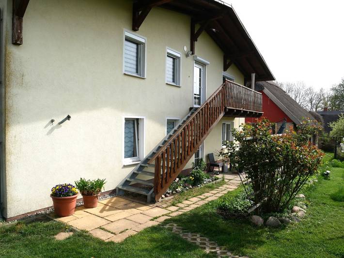 Ferienwohnung für 5 Personen, mit Garten und Balkon sowie Seeblick und Ausblick, kinderfreundlich in Krummin - 3