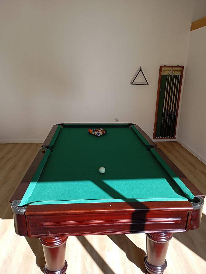 Four-Bedroom House in Santiago da Guarda, Leiria distrito