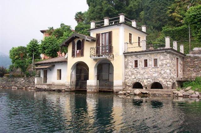Lake view cottage beach in Orta San Giulio, Lac d'Orta
