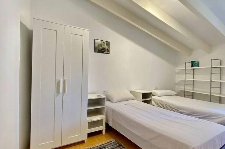 Finca für 8 Personen, mit Garten und Pool sowie Balkon in Lloret de Vistalegre - 4