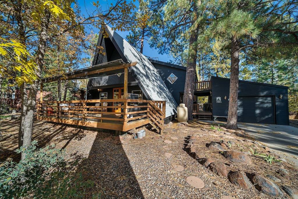 Beautiful Mountain Chalet in Arizona in Munds Park, Oak Creek Canyon