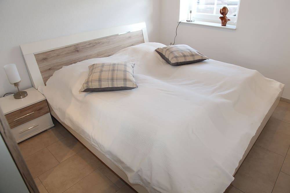 Schönes Ferienhaus in traumhafter Wasserlage in Loppersum (Hinte), Hinte