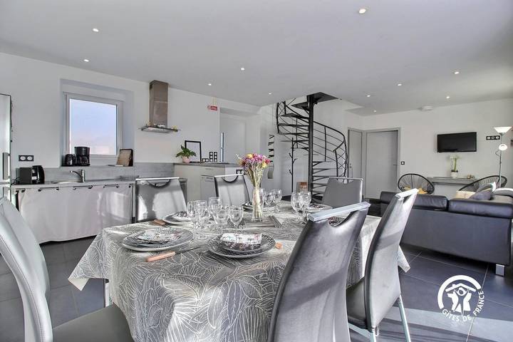 Gîte pour 6 personnes, avec jardin et terrasse à Plumergat - 4