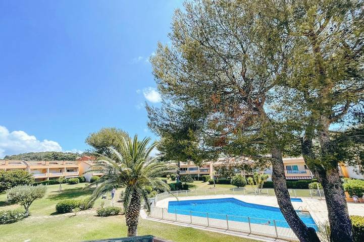 Gîte pour 6 personnes, avec terrasse et piscine dans Plage de La Garonne - 4