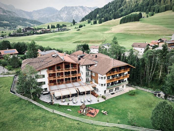 Hotel für 2 Personen, mit Garten und Balkon in Tannheimer Tal