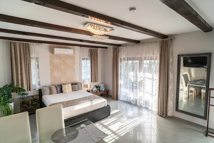 Apartamento de vacaciones para 2 personas, con jardín y terraza - 1