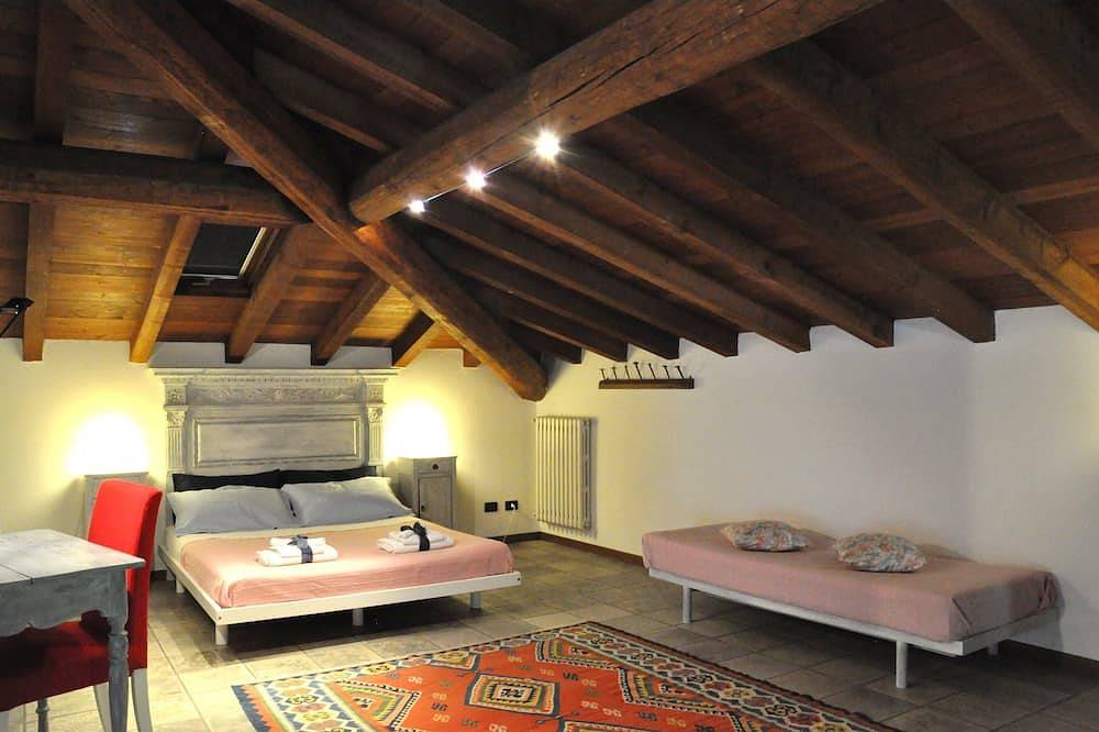 B&B Casa Sassolo 1713 In The Hills Of Bologna in Monte San Pietro, Bolonha (província)