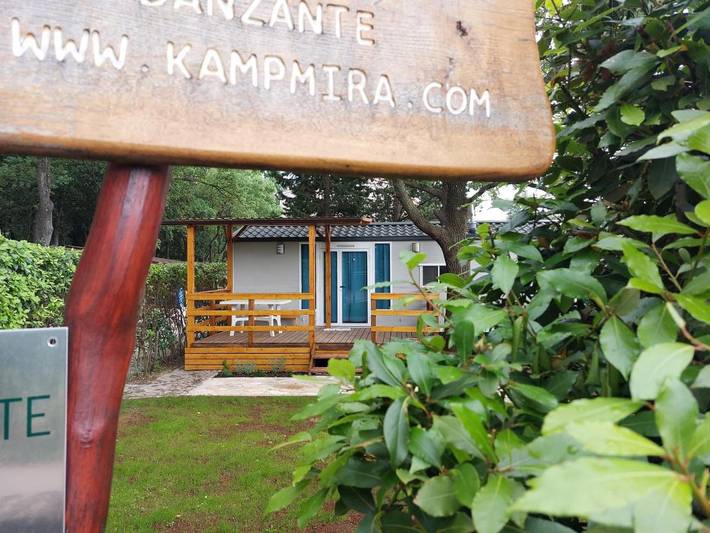 Camping pour 5 personnes, avec jardin ainsi que terrasse et vue à Banjole - 3