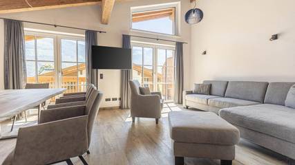 Ferienhaus für 10 Personen, mit Terrasse und Sauna sowie Garten, mit Haustier in Uttendorf