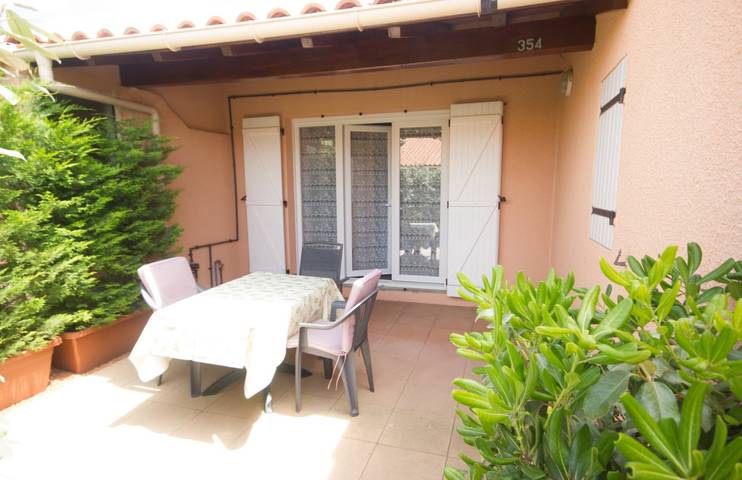 Villa pour 4 personnes, avec terrasse et piscine, animaux acceptés à Gruissan - 3
